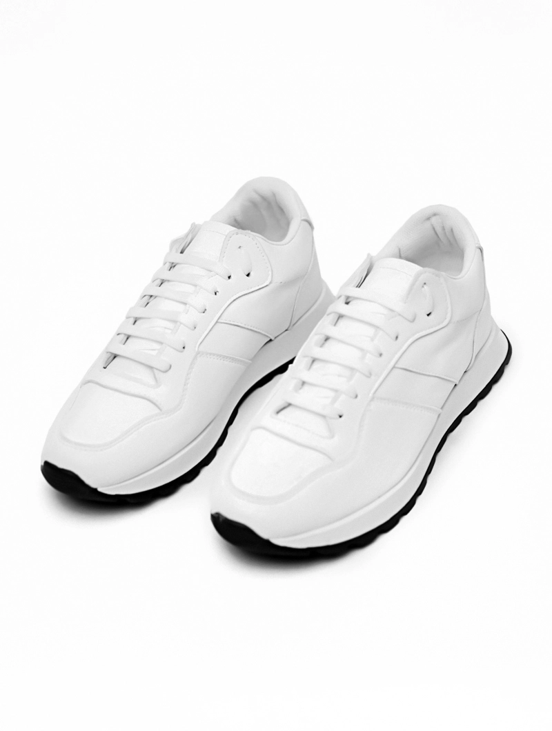 Baskets en simili cuir